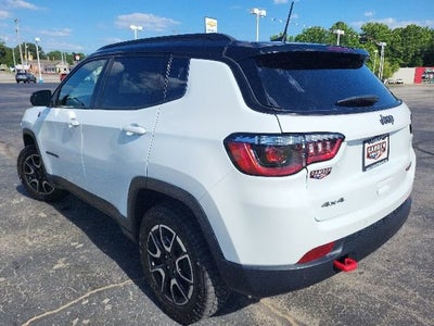 2025 Jeep Compass Trailhawk