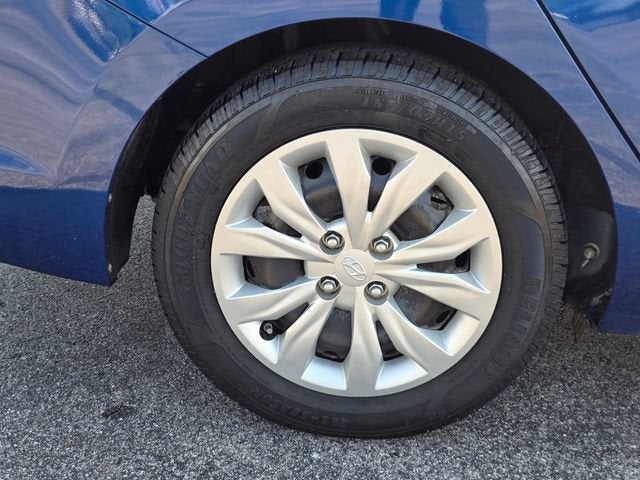 2022 Hyundai Accent SE