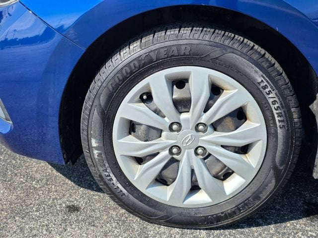 2022 Hyundai Accent SE