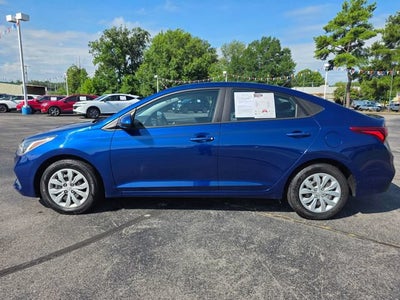 2022 Hyundai Accent SE
