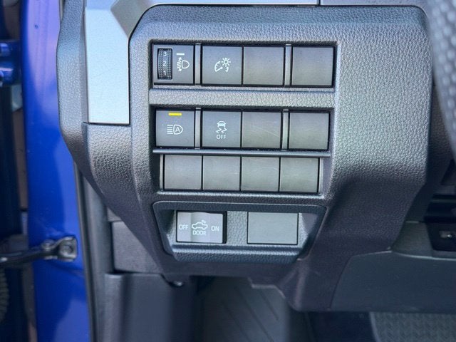 2025 Toyota Tacoma 4WD SR