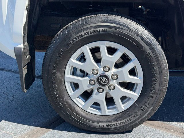 2025 Toyota Tacoma 4WD SR