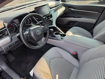 2024 Toyota Camry Hybrid SE