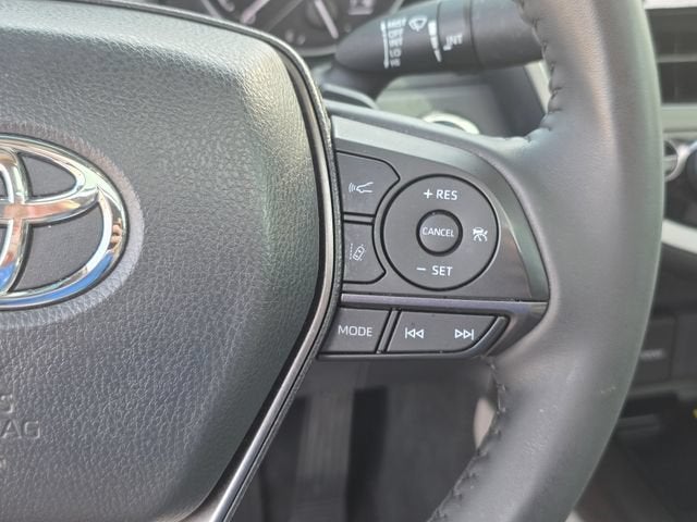 2024 Toyota Camry Hybrid SE