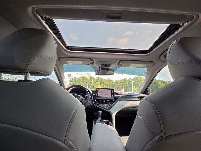2024 Toyota Camry Hybrid SE