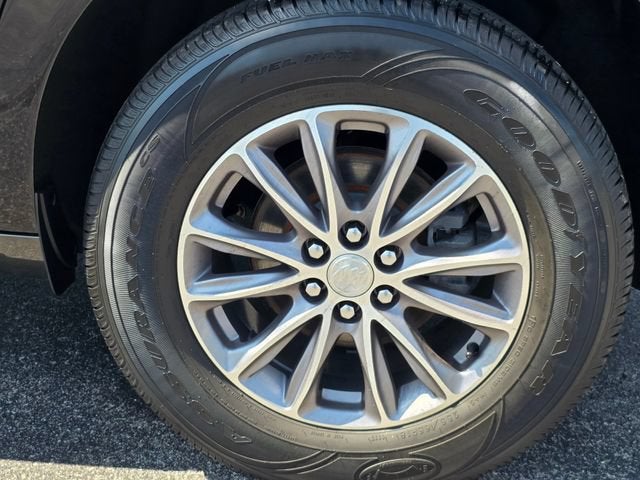 2022 Buick Enclave Essence