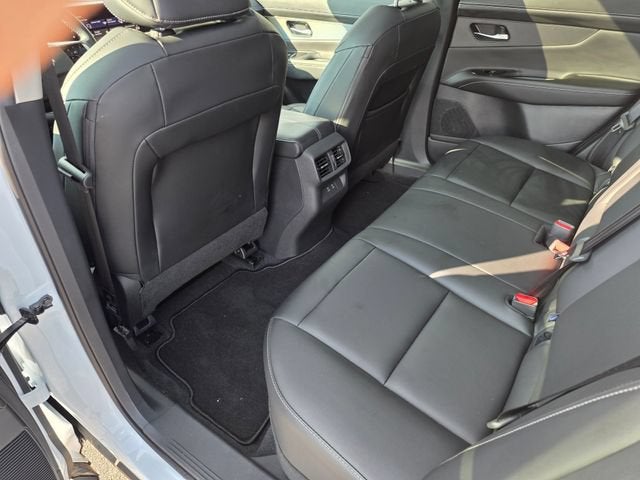 2025 Nissan MURANO SL Base