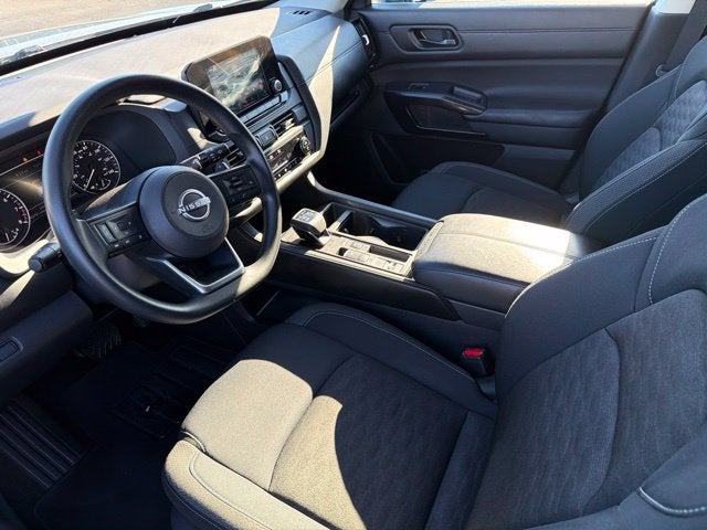 2025 Nissan Pathfinder S