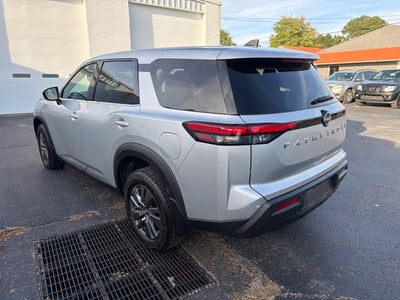2025 Nissan Pathfinder S
