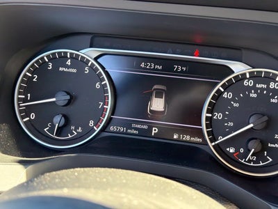 2025 Nissan Pathfinder S