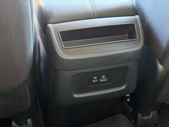 2025 Nissan Pathfinder S