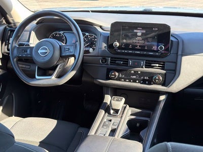 2025 Nissan Pathfinder S