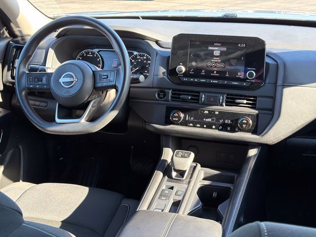 2025 Nissan Pathfinder S