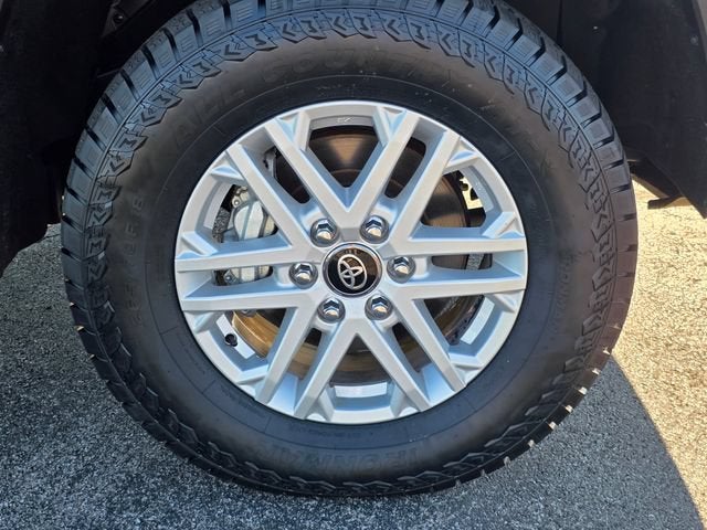 2025 Toyota Tundra 4WD SR