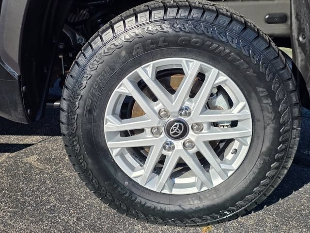 2025 Toyota Tundra 4WD SR