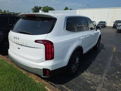 2023 Kia Telluride LX