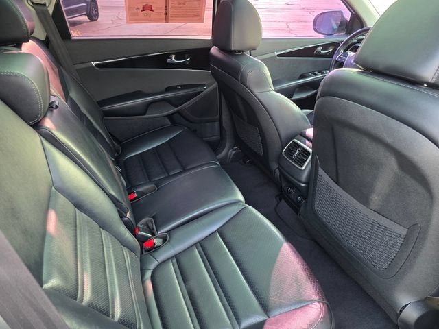 2020 Kia Sorento EX V6