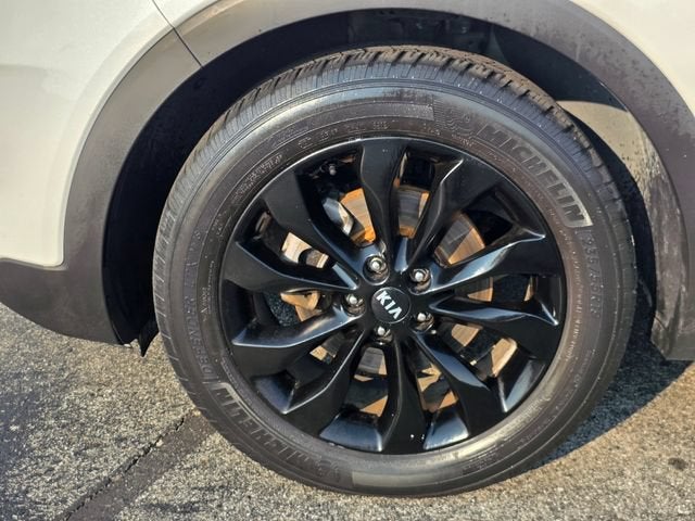 2020 Kia Sorento EX V6
