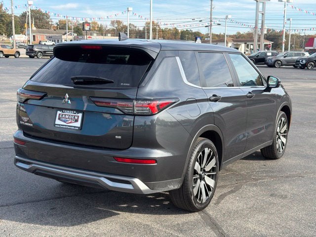 2025 Mitsubishi Outlander SE