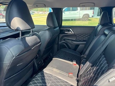2022 Mitsubishi Outlander SEL