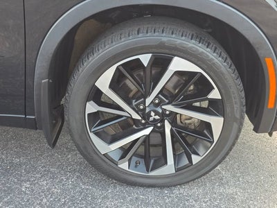 2023 Mitsubishi Outlander SEL