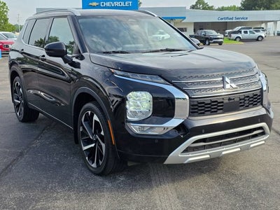 2023 Mitsubishi Outlander SEL