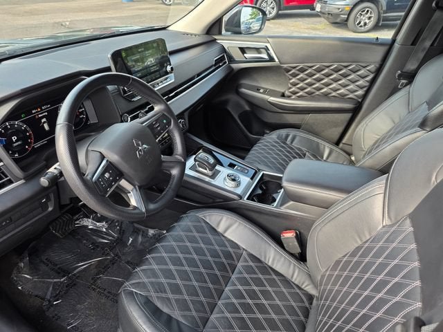 2023 Mitsubishi Outlander SEL