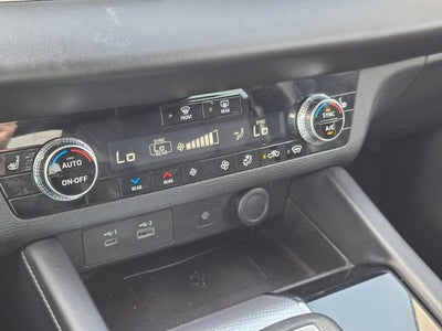 2023 Mitsubishi Outlander SEL