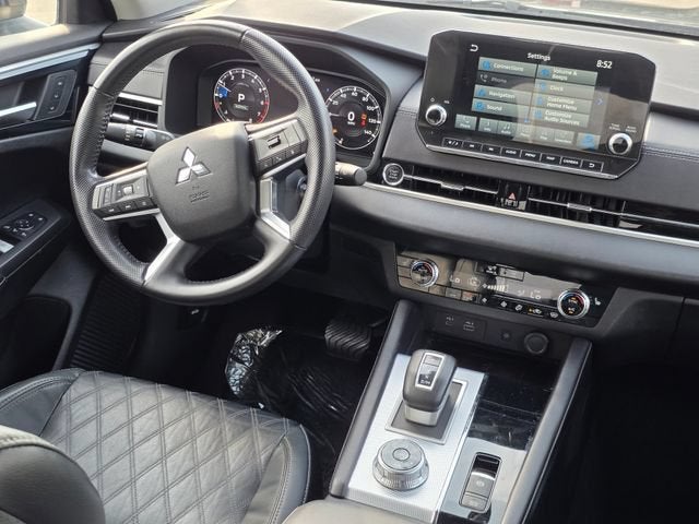 2023 Mitsubishi Outlander SEL