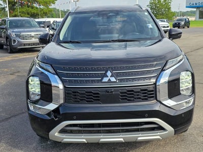 2023 Mitsubishi Outlander SEL
