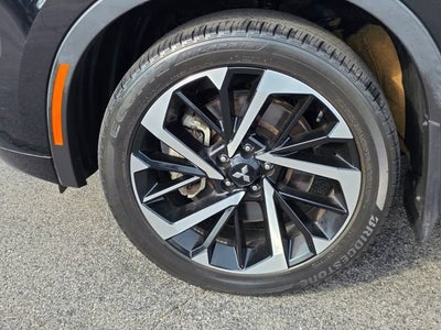 2023 Mitsubishi Outlander SEL