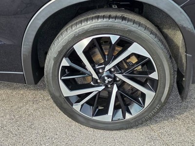 2023 Mitsubishi Outlander SEL