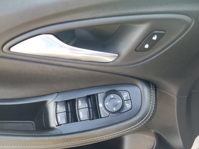 2025 Buick Encore GX Preferred - Photo 25