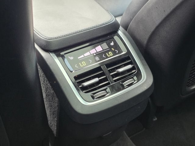 2022 Volvo XC90 Momentum