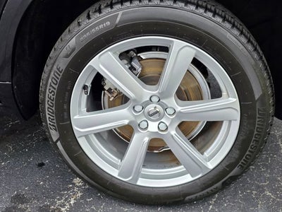 2022 Volvo XC90 Momentum