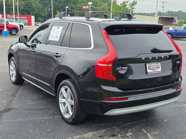 2022 Volvo XC90 Momentum
