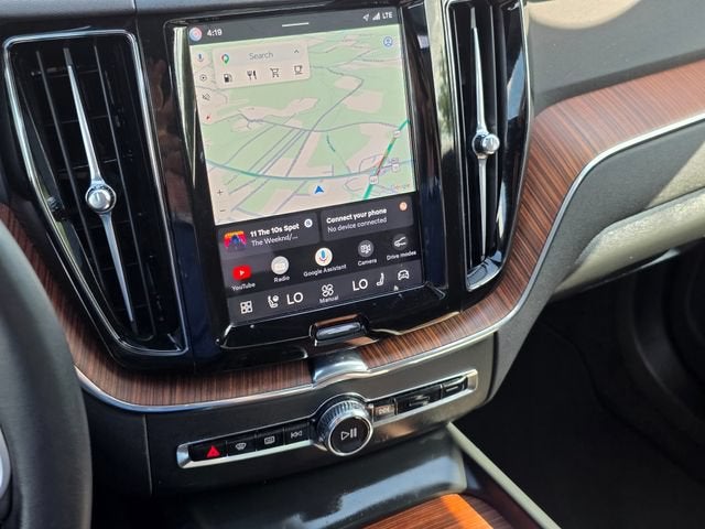 2025 Volvo XC60 Plus