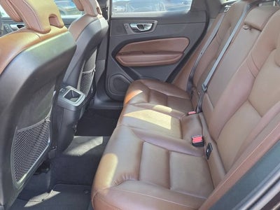 2025 Volvo XC60 Plus