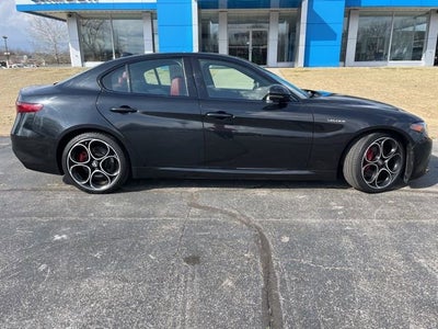 2023 Alfa Romeo Giulia Veloce