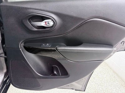 2023 Jeep Cherokee Altitude