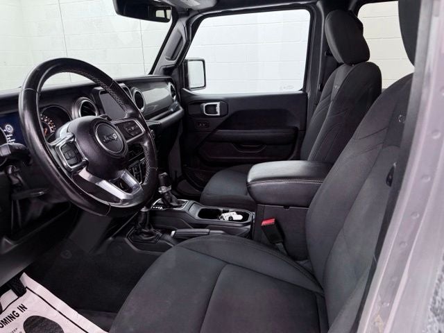 2022 Jeep Gladiator Overland