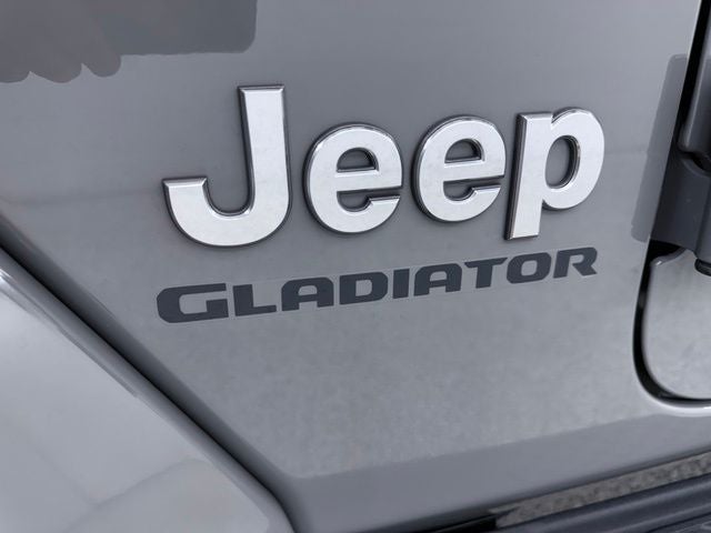 2022 Jeep Gladiator Overland