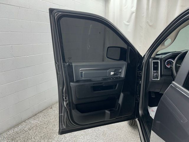 2021 RAM 1500 Classic SLT