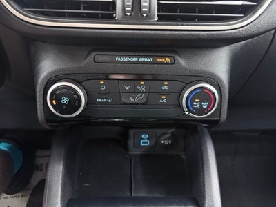 2022 Ford Escape SE