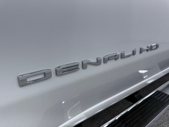 2023 GMC Sierra 2500HD Denali
