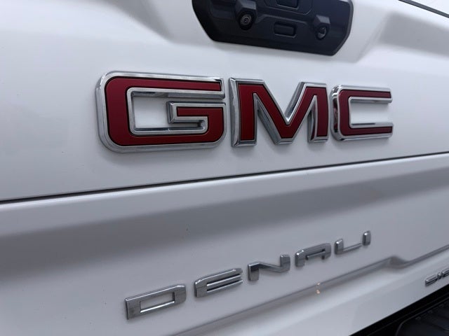2023 GMC Sierra 2500HD Denali