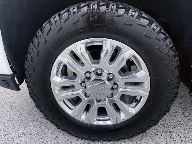 2023 GMC Sierra 2500HD Denali