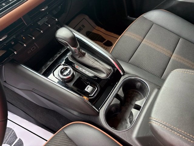 2025 GMC Canyon AT4
