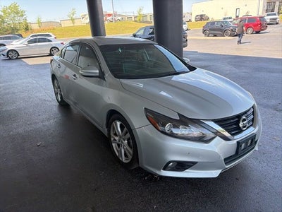 2017 Nissan Altima Base
