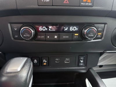 2024 Nissan Frontier SV